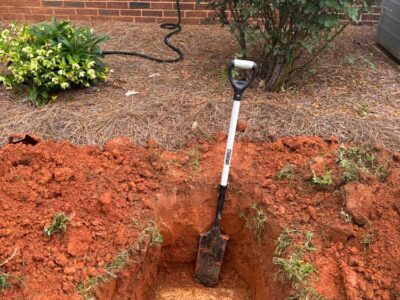 Shovel And Sewer Lid
